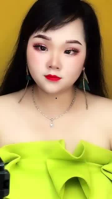 网红美女去掉滤镜图片,网红美女滤镜后与原貌对比解析